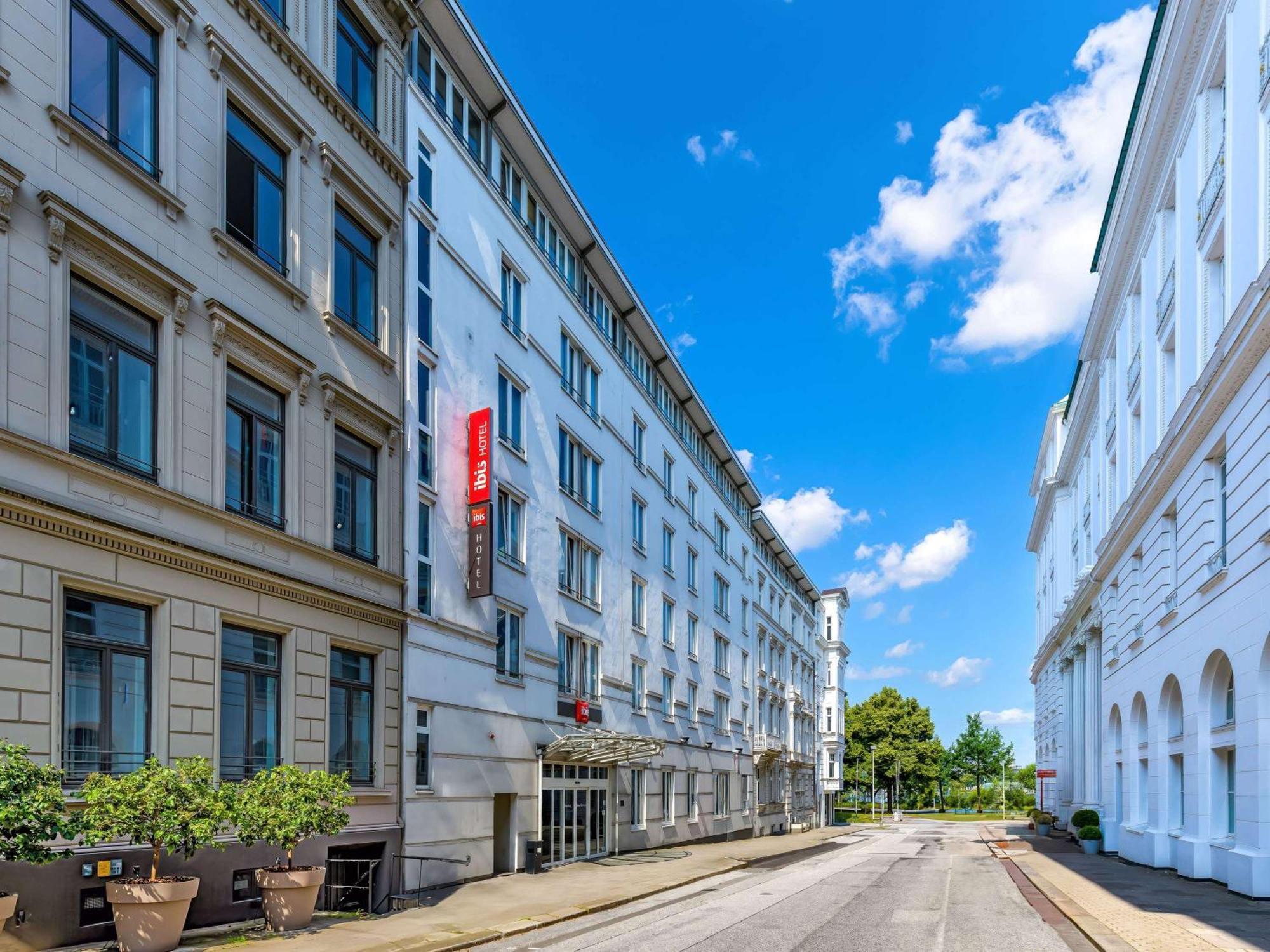 Ibis Hotel Hamburg Alster Centrum Hamburgo Exterior foto